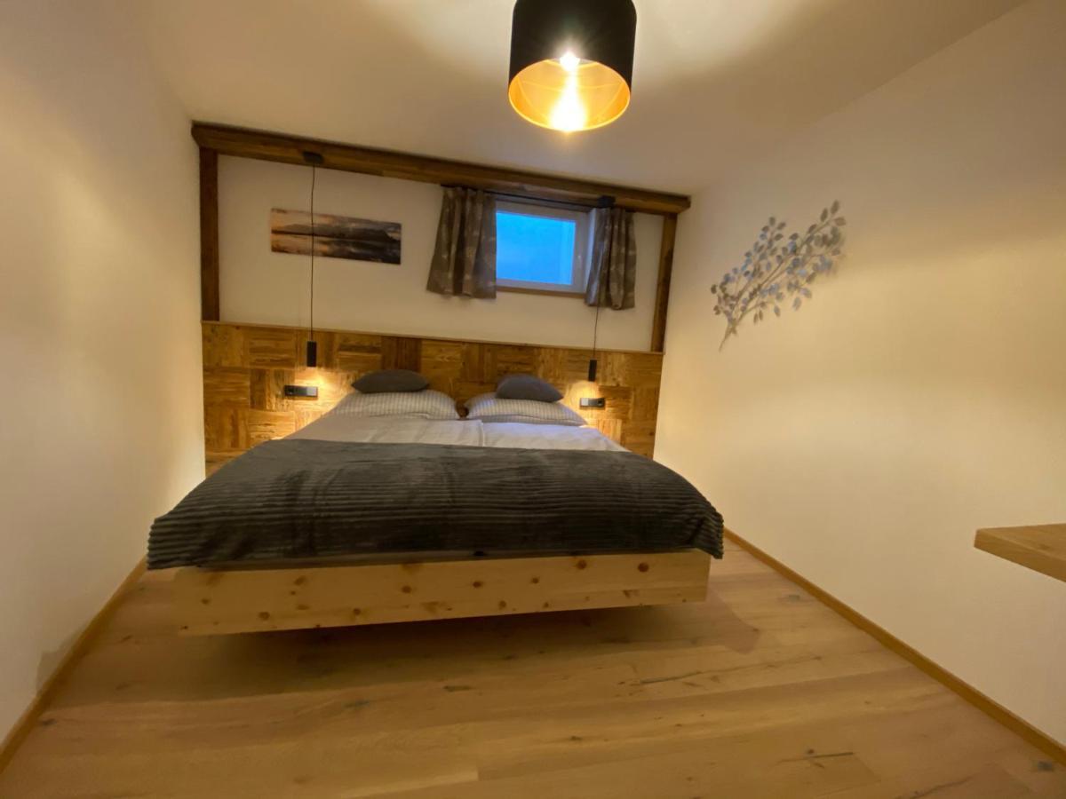 Appartement Holznest ฟีบาบรุนน์ ภายนอก รูปภาพ